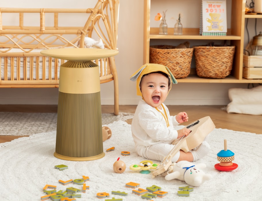 air purifier suitable for use for your pecious baby and as a nursing light on dark nights